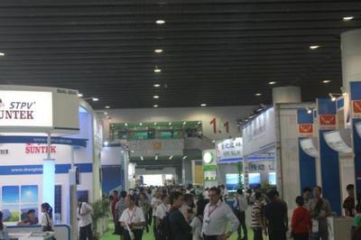 家紡批發(fā)天堂 中國(guó)廣州的全球家紡產(chǎn)業(yè)中心與批發(fā)建材的產(chǎn)業(yè)融合